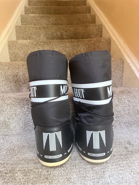 Moon Boot Shoes - Moon Boot Black with White Accent Snow Boots